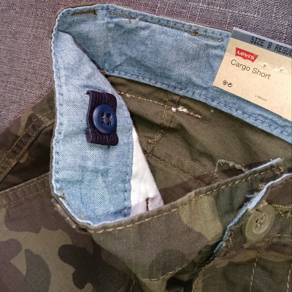 🆕 Levi's | Camouflage Relaxed Fit Cargo Shorts Boys Size 8 Waist 24 Adjustable - Picture 11 of 15